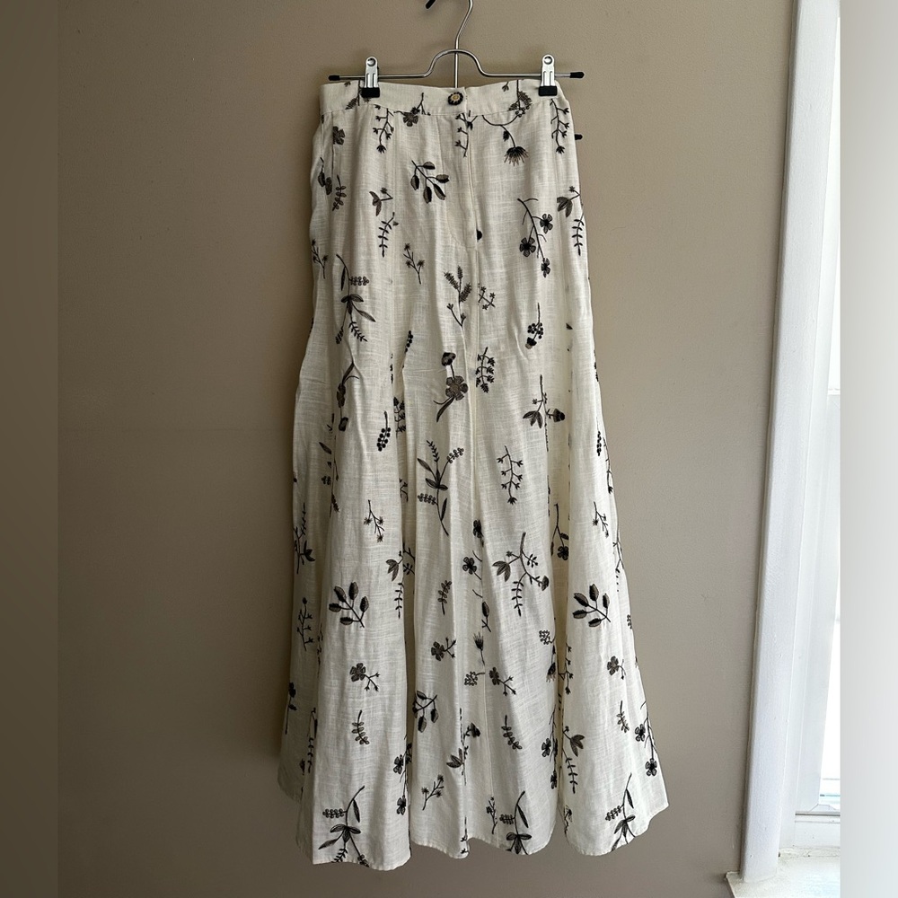 Floral Print Cream Skirt